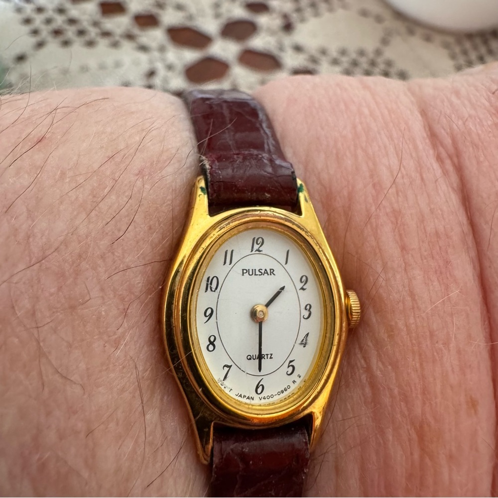 Vintage Pulsar quartz watch V400-5330 made in Japan - Picture 9 of 9